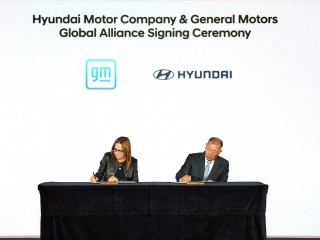 [KH Explains] Is Hyundai-GM partnership win-win to beat Tesla, Chinese rivals? 