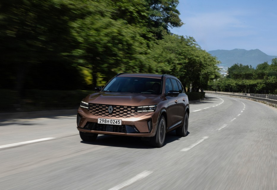 Renault Grand Koleos boasts 30% share in hybrid SUVs