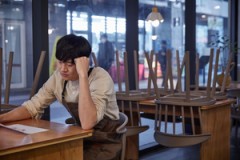 “연말 장사 준비 중인데”…코로나·고금리에 이어 ‘정치’까지 자영업자 덮친다