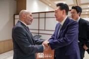 한국 불안해 하는 미국…이를 달래야 하는 기업인들 [비즈360]