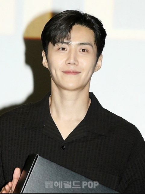 김선호