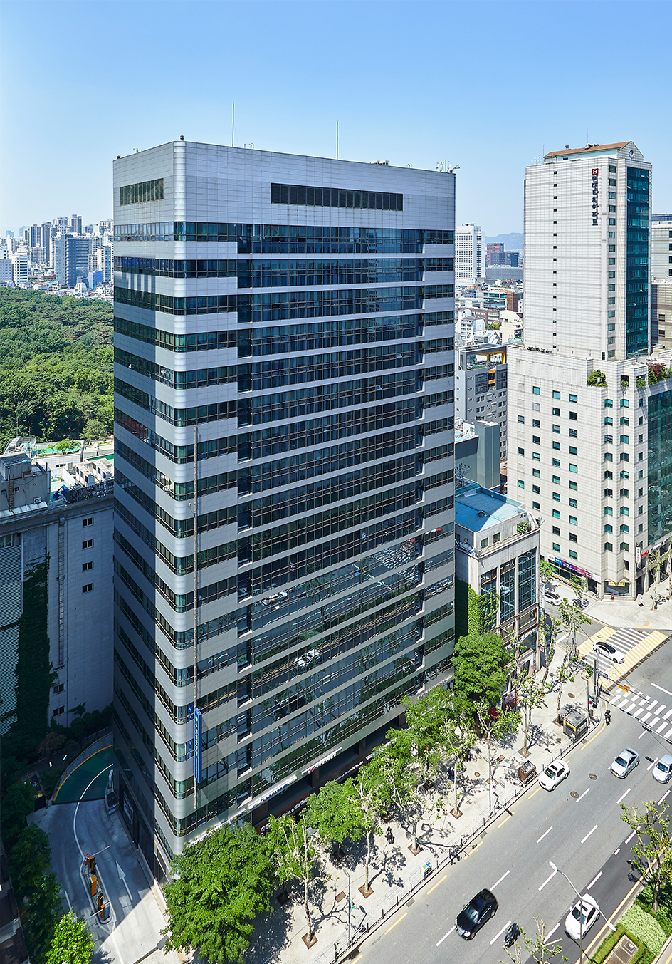 마스턴투자운용이 그래비티자산운용에 매각을 완료한 ‘강남파이낸스플라자’ 전경 [마스턴투자운용 제공]