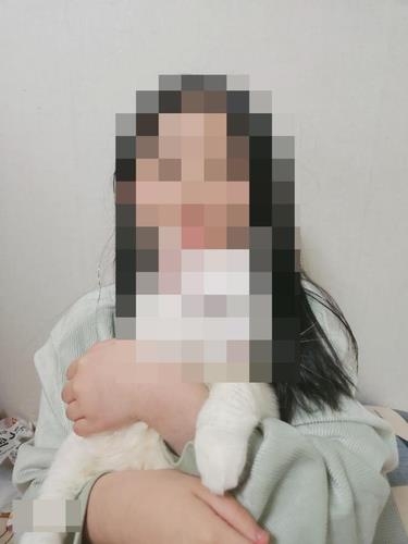 A photo of the 12-year-old girl who died recently due to fire (Courtesy of the victim's bereaved family)