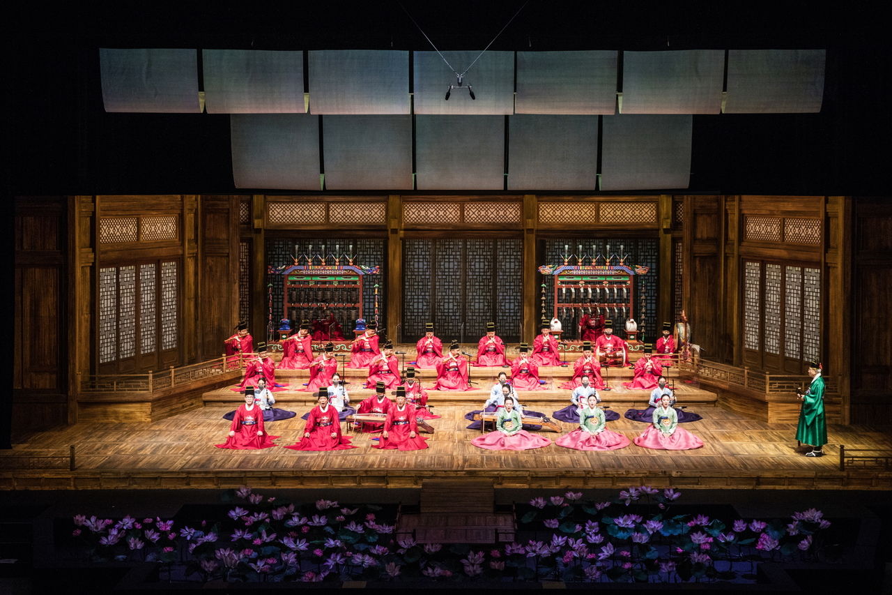 The National Gugak Center’s Court Music Orchestra performs "Boheoja." (National Gugak Center)