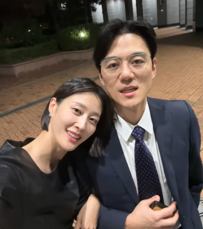 모델 겸 방송인 이현이(왼쪽) 부부. [이현이 인스타그램 캡처]