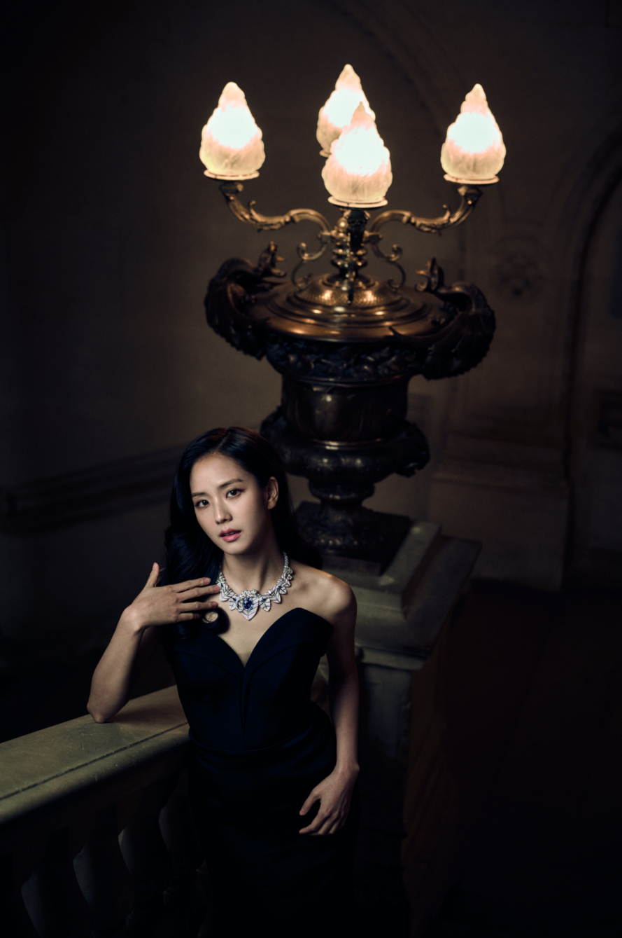까르띠에, 루브르 박물관에서 개최된 ‘르 그랑 디네 뒤 루브르’에 하우스 앰버서더 지수 참석
