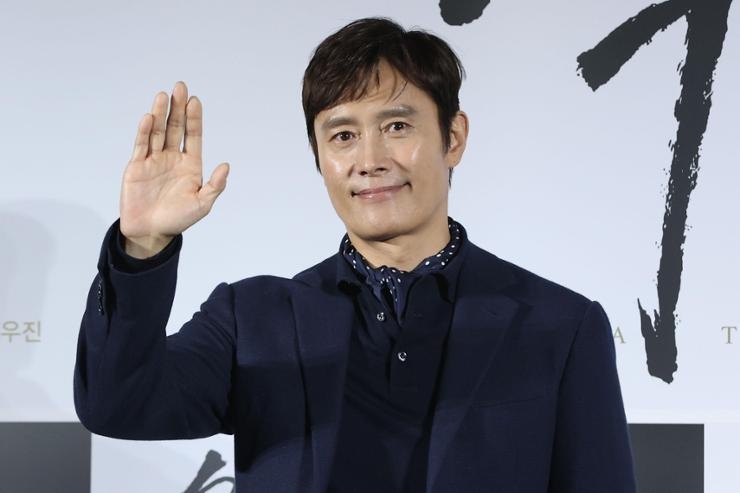 Lee Byung-hun at a press conference for “The Match” at CGV Yongsan in Seoul, Friday (Yonhap)