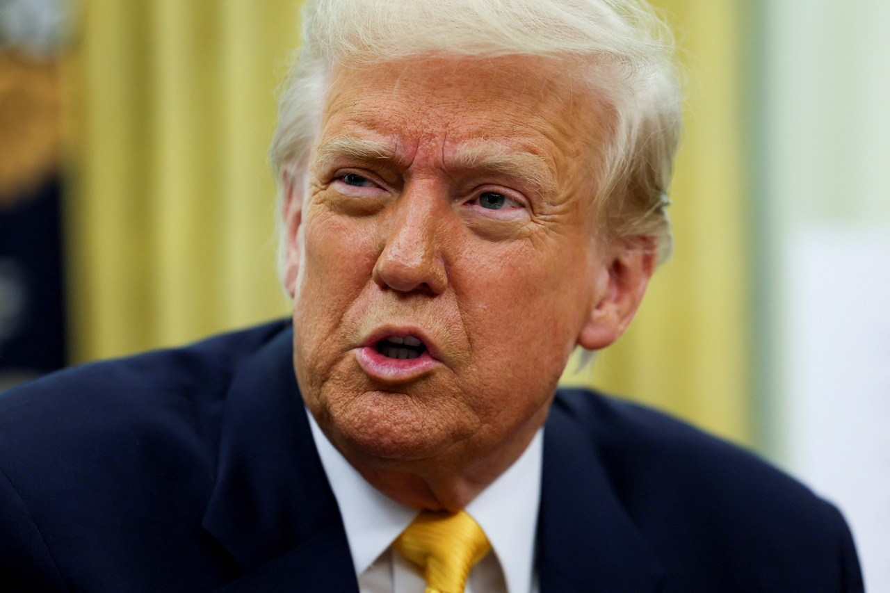 US President Donald Trump delivers remarks in the Oval Office of the White House in Washington on March 7, 2025 in this photo released by Reuters. (Yonhap)