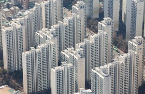 강남·서초 아파트매매 10건 중 3건은 신고가 경신 [부동산360]