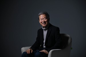 유통업계 꼴찌를 매출 12조 기업으로…“거친 파도를 기회로” [헤경이 만난 사람-이승한 N&P 회장]