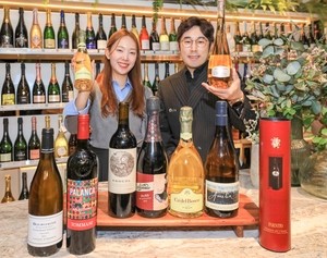 현대百 “화이트데이에 와인 선물 어때요”
