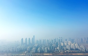 Spring in South Korea arrives with a sting -- bad air