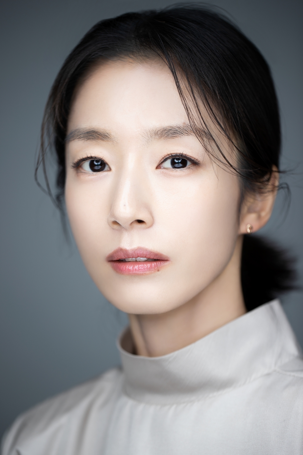 영화 ‘침범’에서 1부를 이끌어가는 ‘영은’ 역의 배우 곽선영을 11일 종로구 삼청동의 한 카페에서 만나 인터뷰했다.[자이언엔터테인먼트 제공]