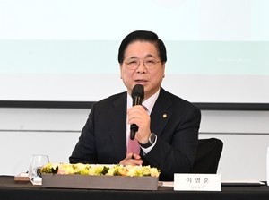 이영훈 목사 “계엄은 정도(正道) 아냐…무속과 영적 전쟁 해야”