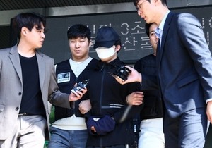 “엄벌 탄원서만 2500건 넘는데”…여친 살해 의대생, 2심서 ‘감형’ 주장