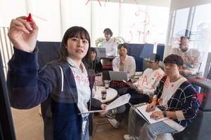 “AX 성공신화 주역 찾는다”…KT 전문인재 채용