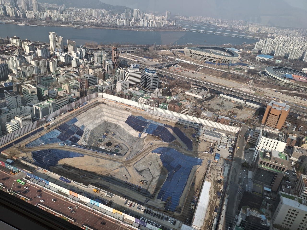트레이드타워에서 바라본 GBC 공사현장 [김성우 기자]